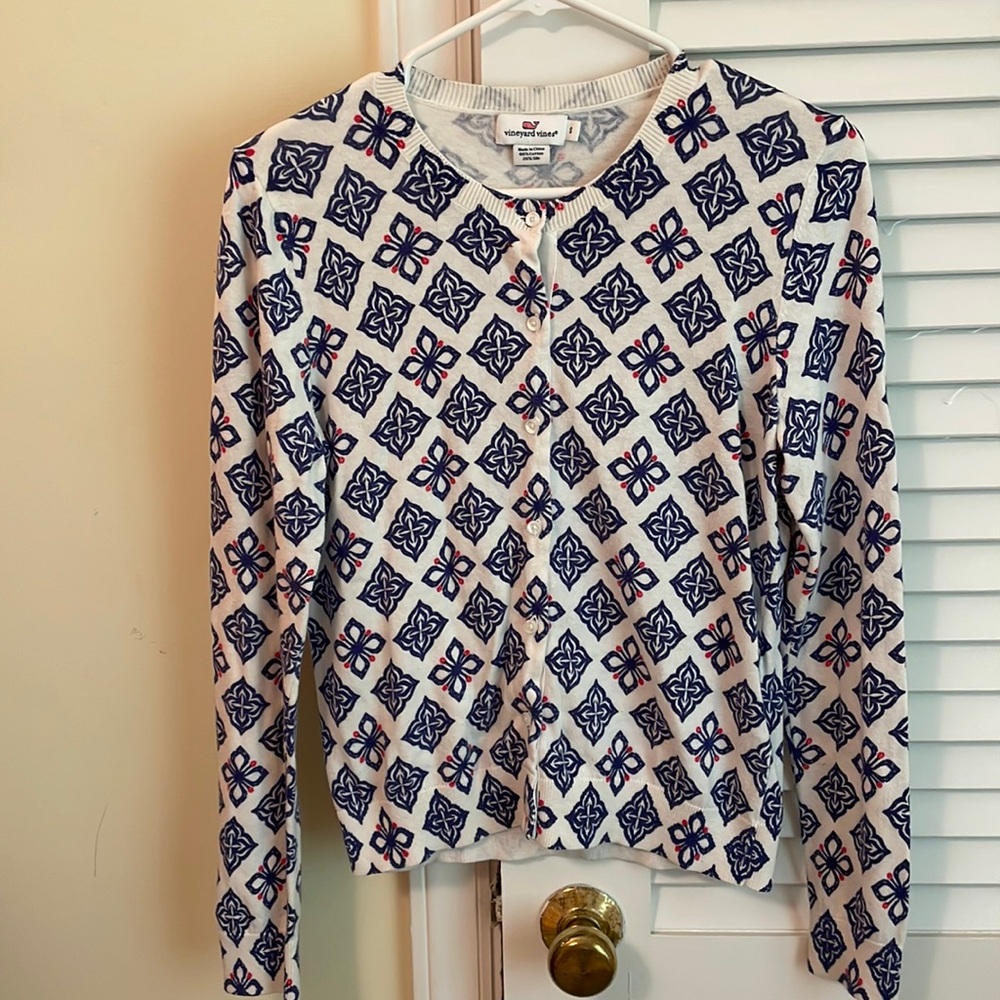 Vineyard Vines sweater